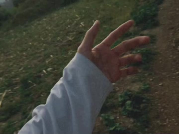 @ᛉ
