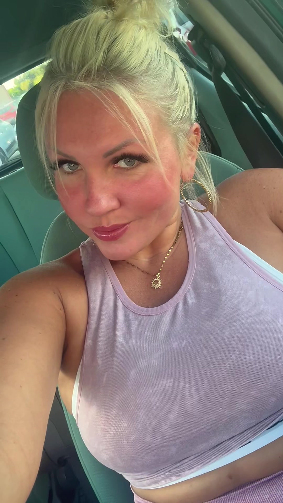 @ana_melody_ania