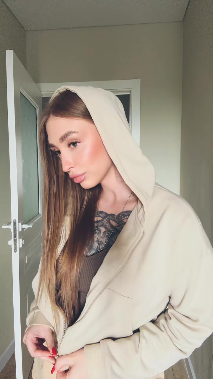 @Anlina_W