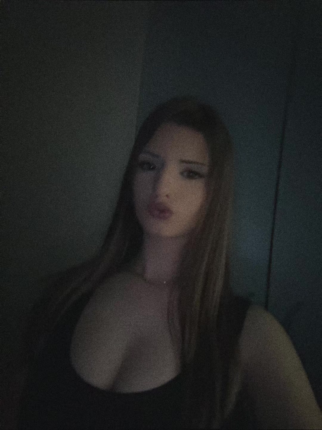 @nikolovskaaa