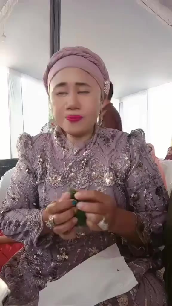 @Esna janda cantik  ✨🥰