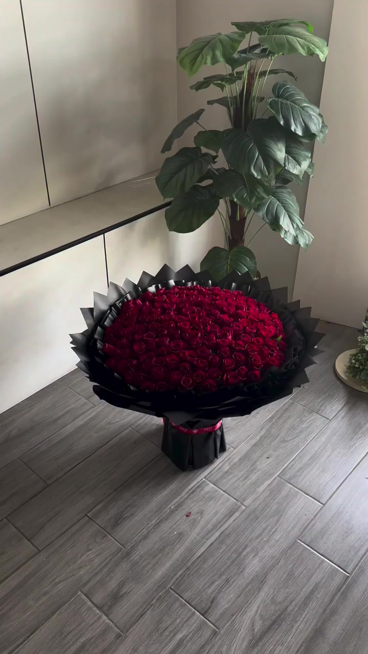 @eflourist.pk