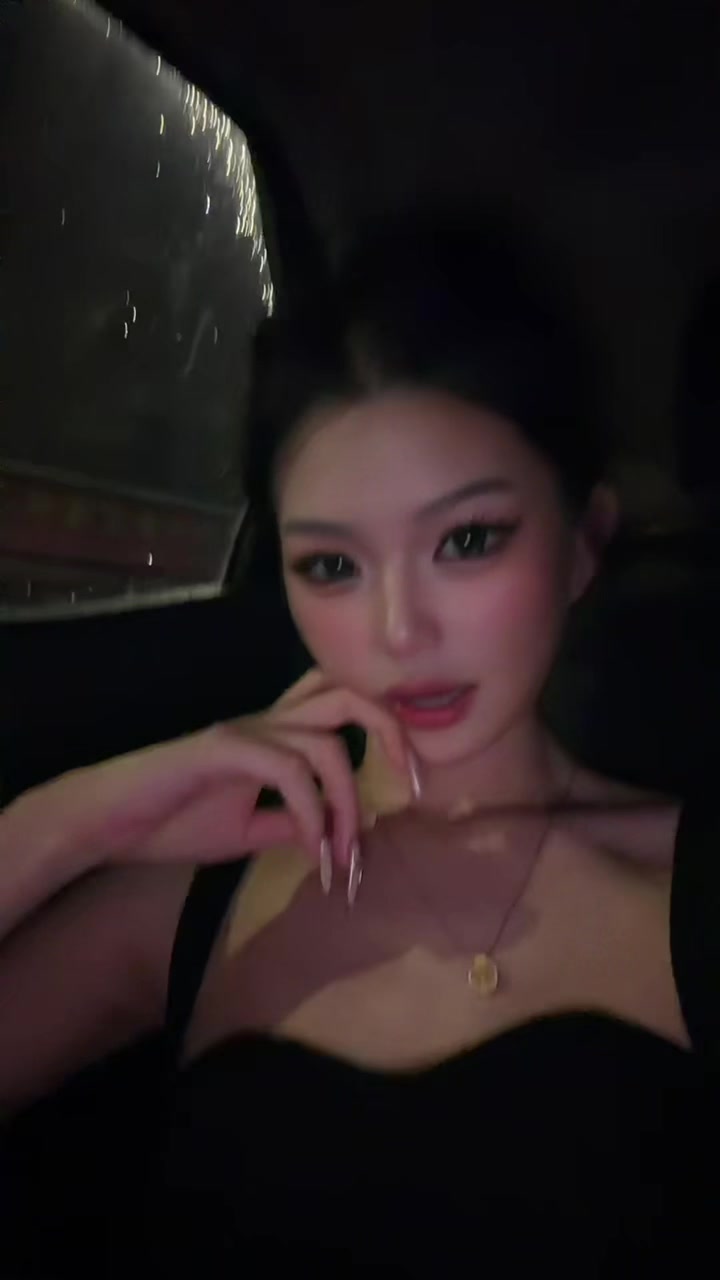 @Карина🎀