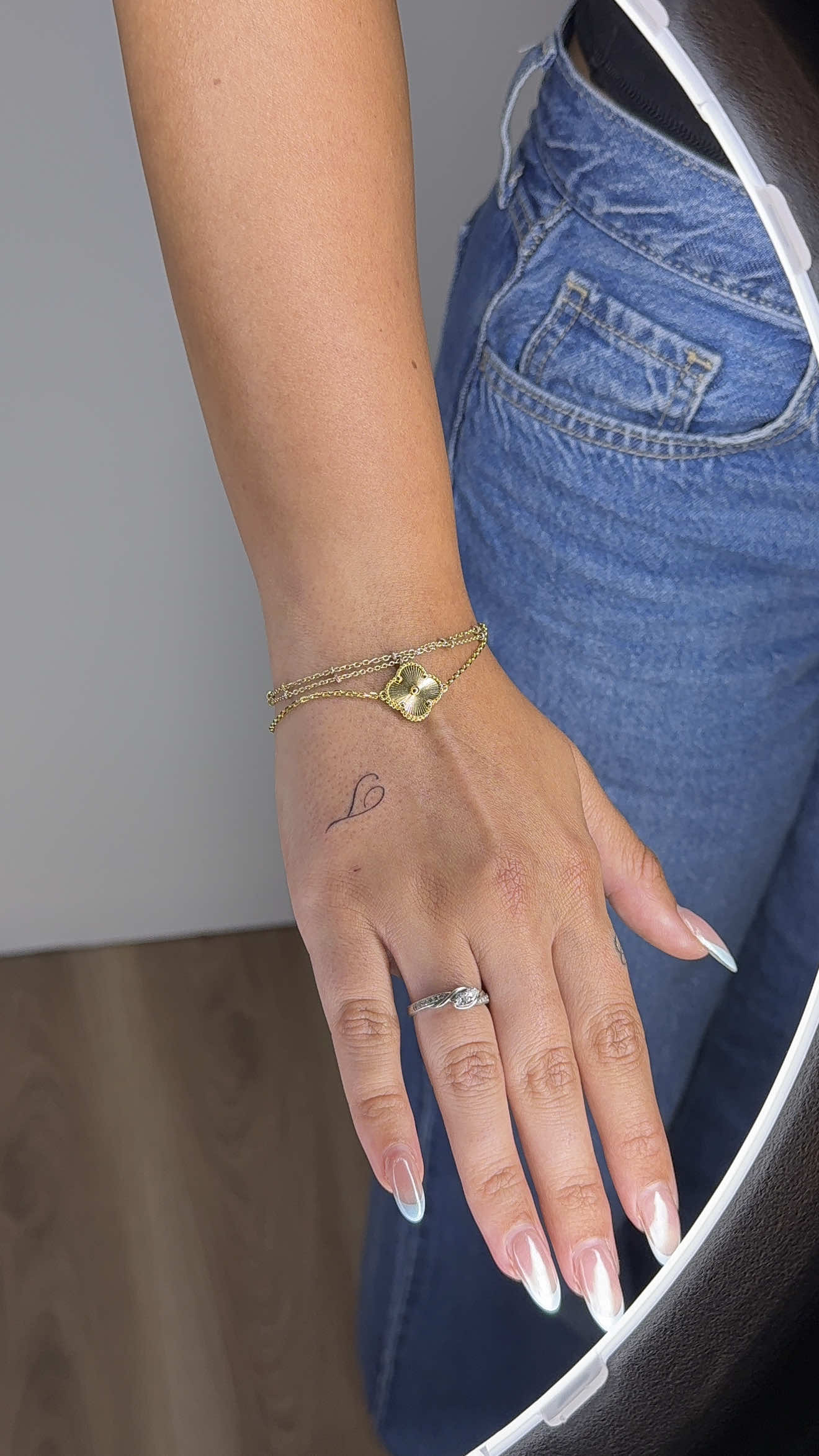 @myah | fine line tattoo artist