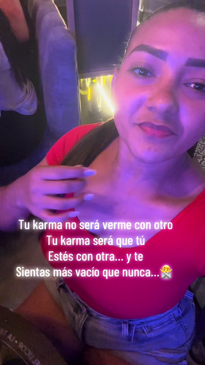 @vicky🦋🧸❤️