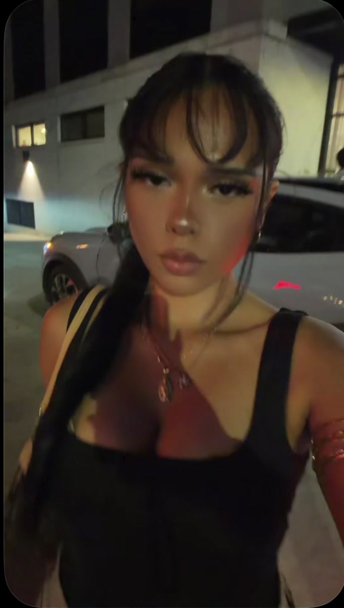 @latinaalexxx