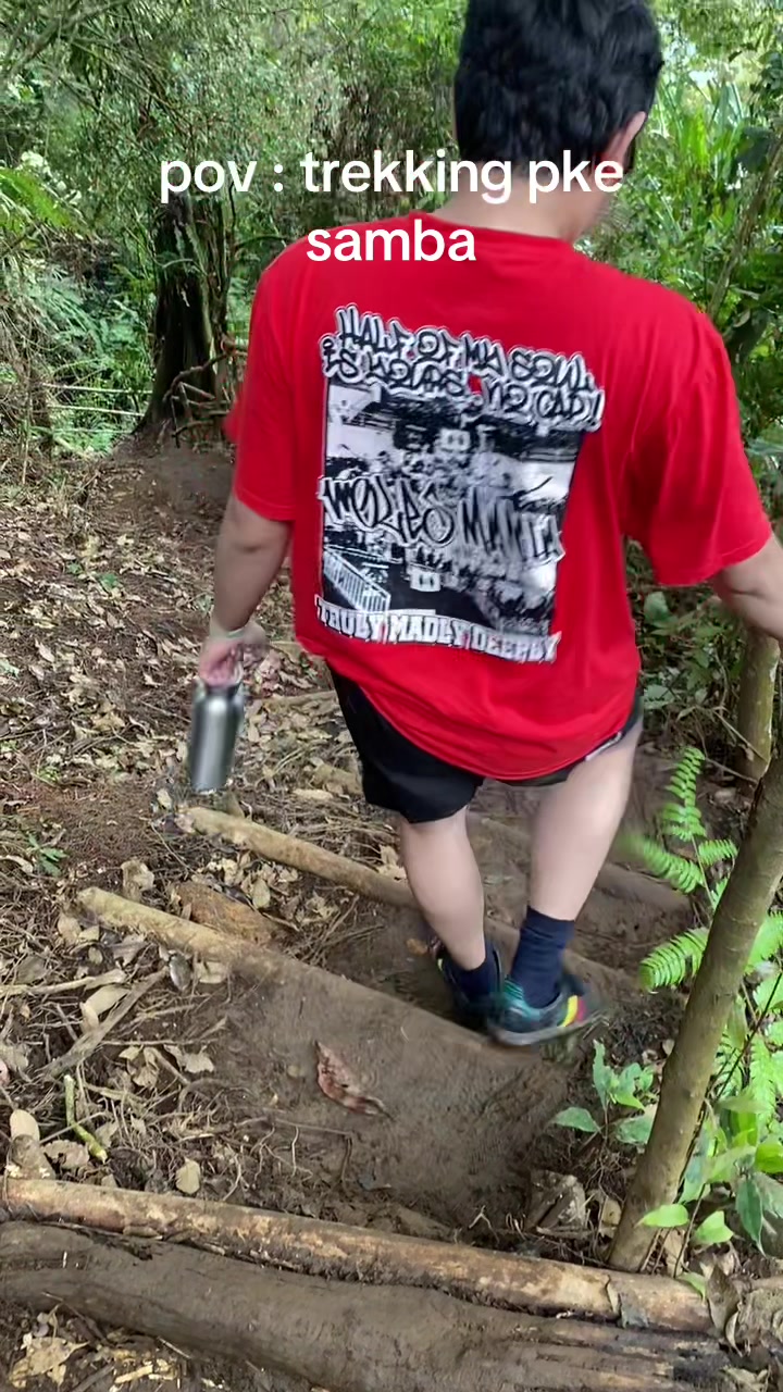 @h4lfmo0n