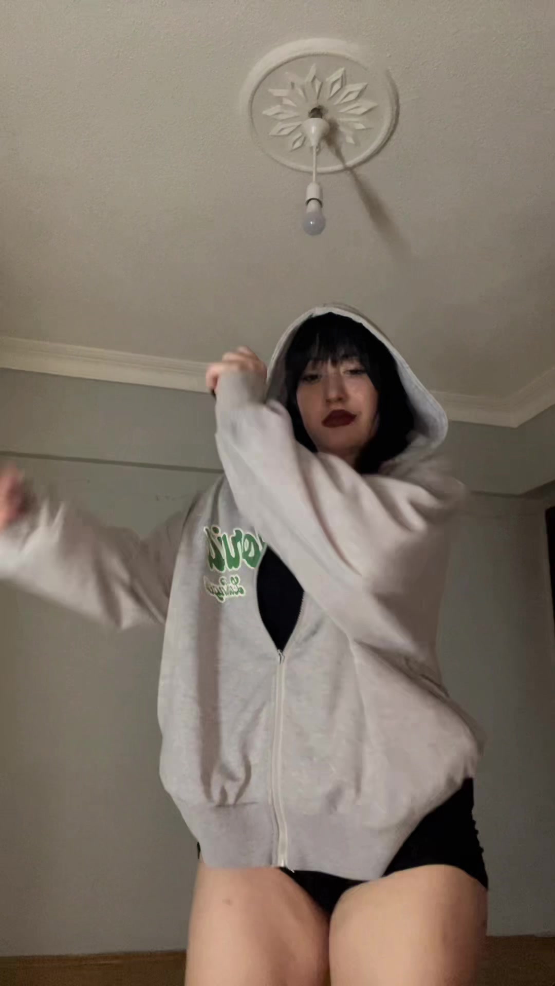 @Vera
