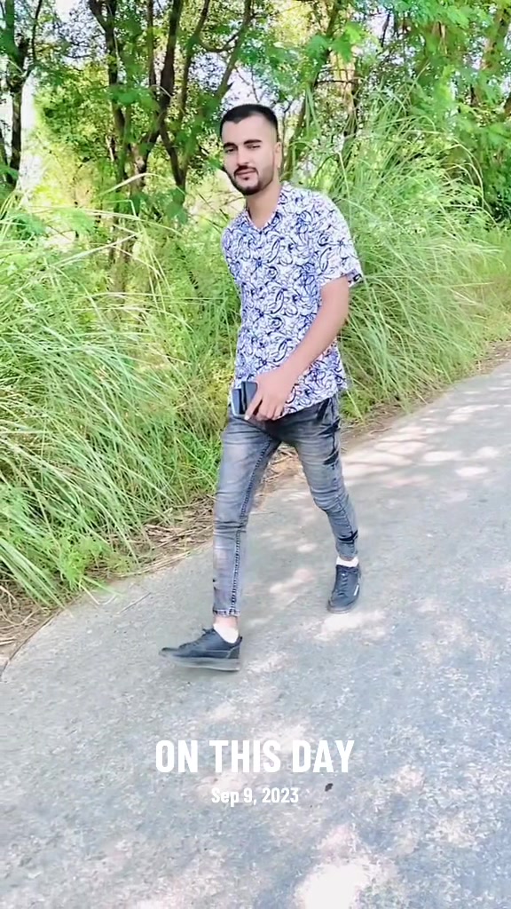 @💕 Zeeshan 💕