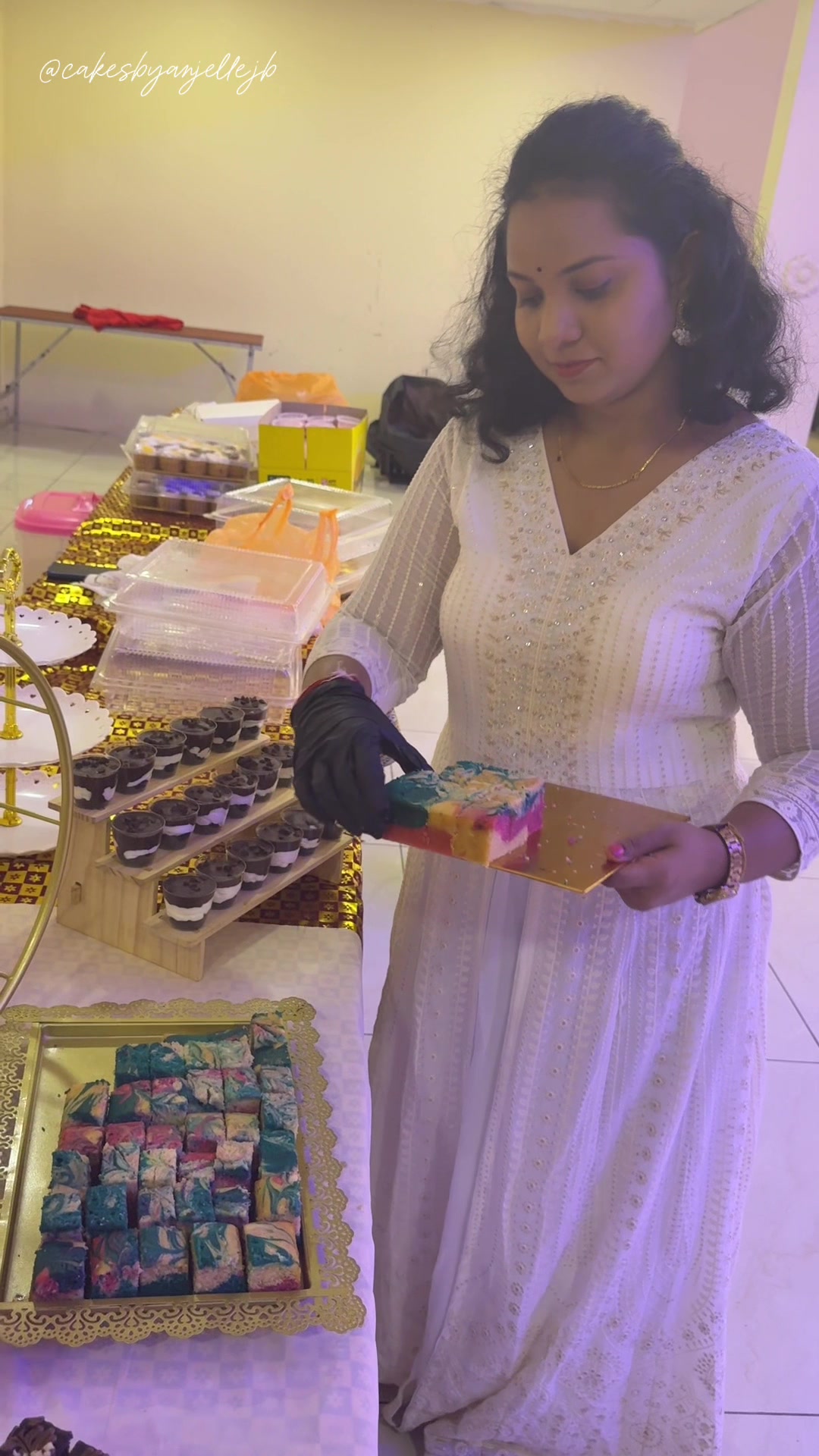 @Cakesbyanjelle.jb
