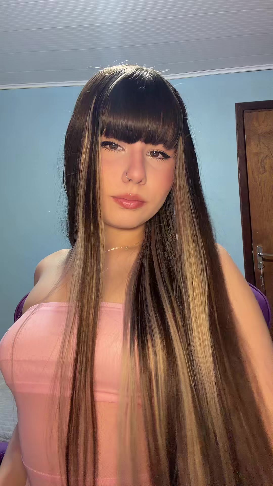 @Ellazoka