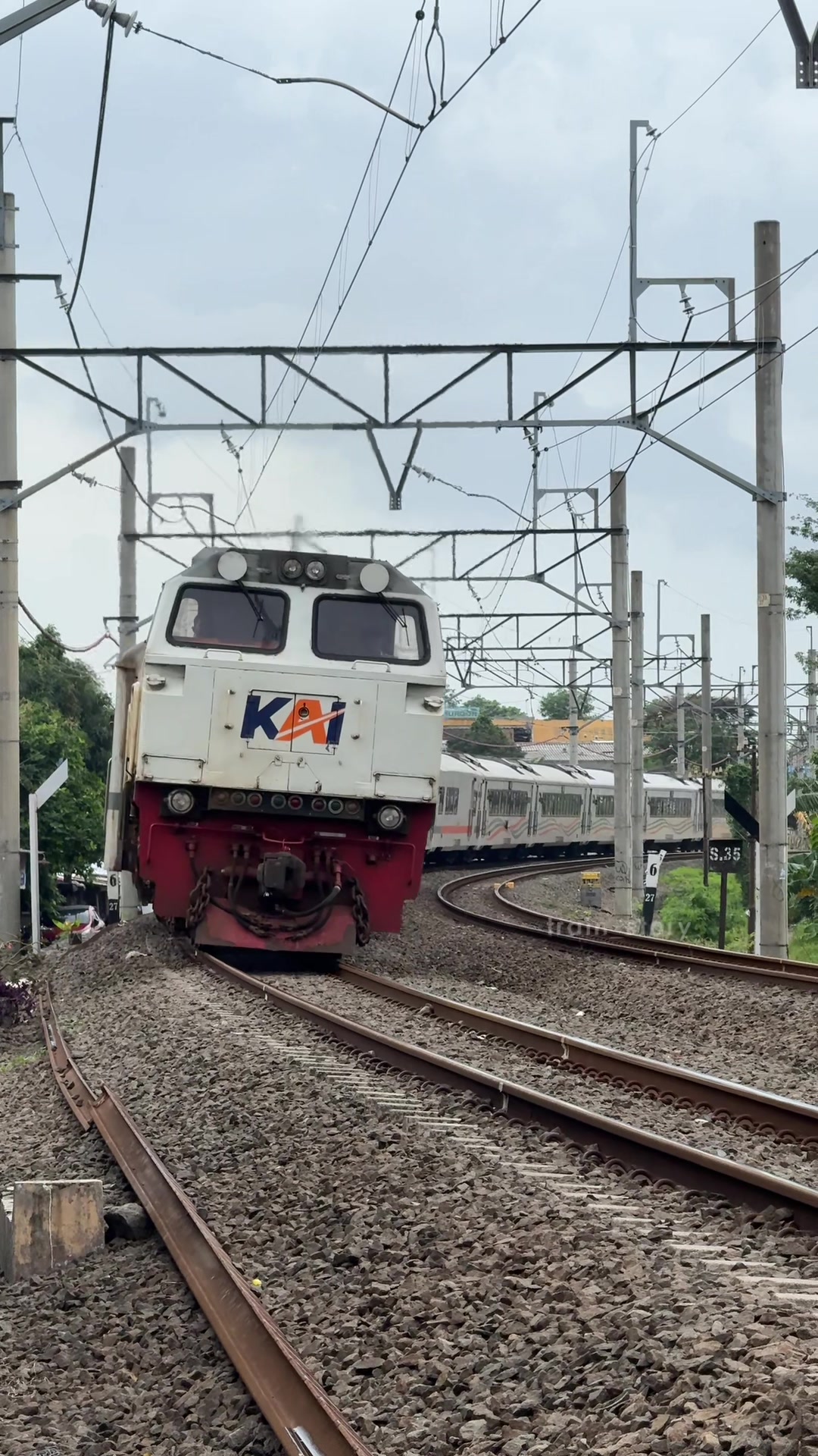 @Train_Story