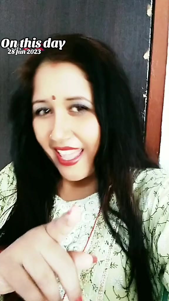 @माया चापागाईं