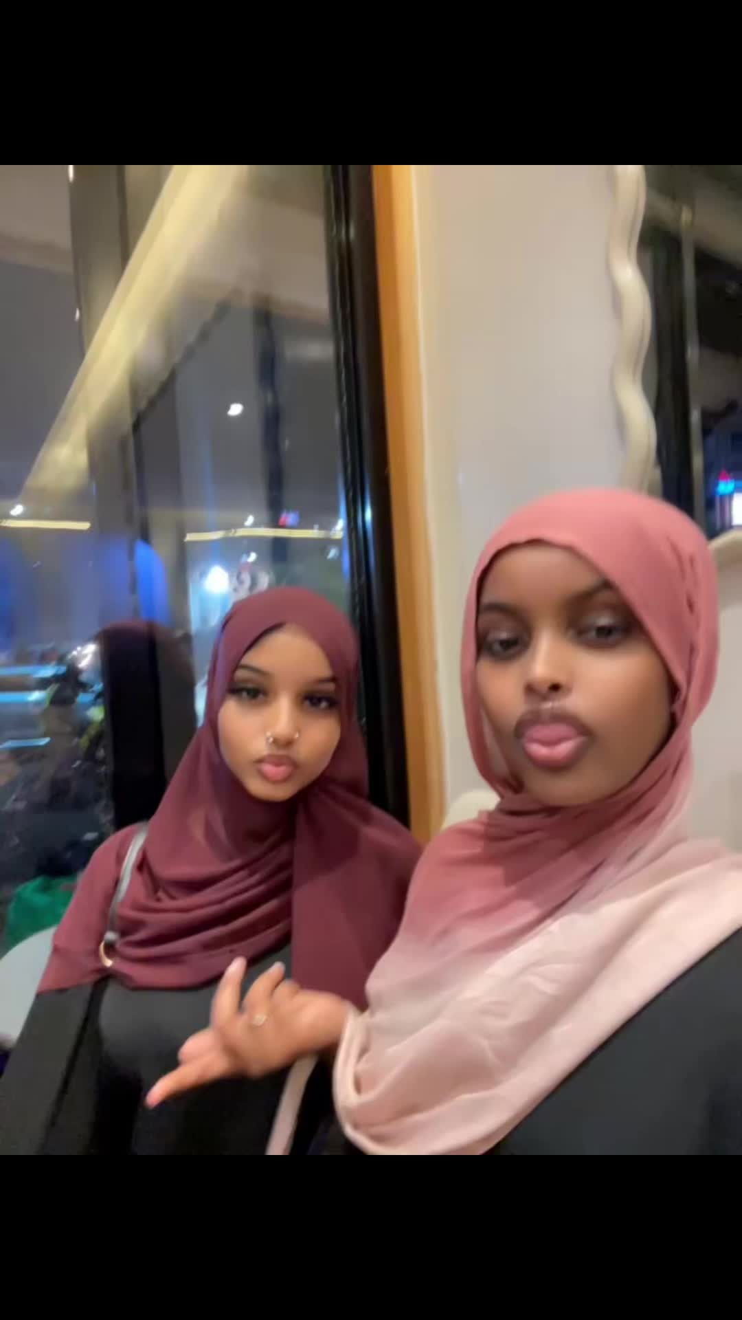 @𝒔