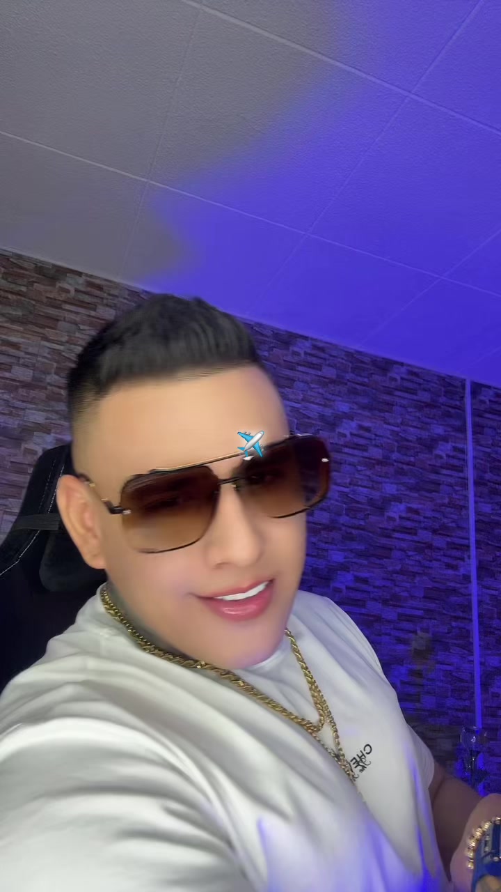 @Alexander🦅🪗🎙️