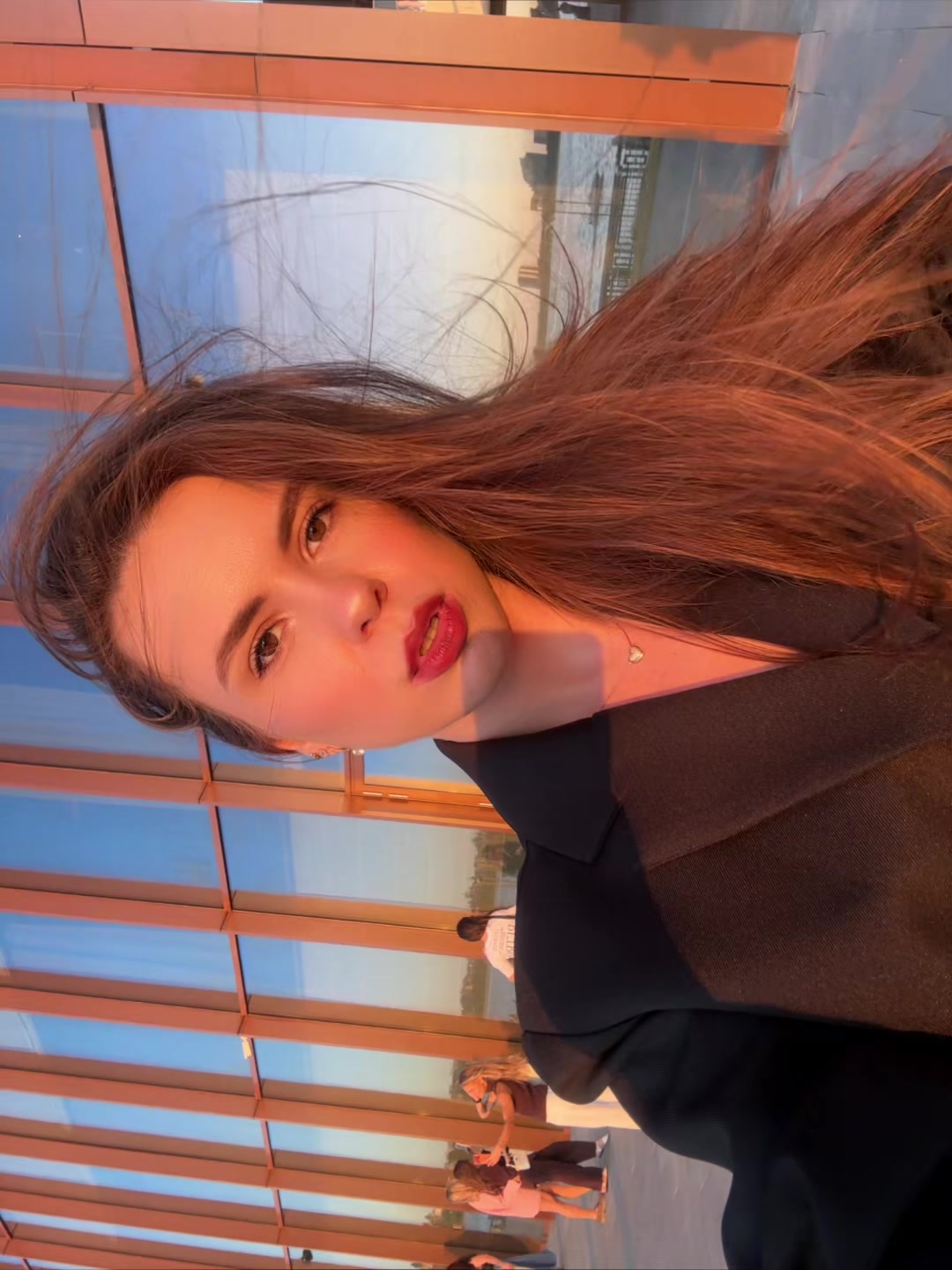 @Victoria🦂