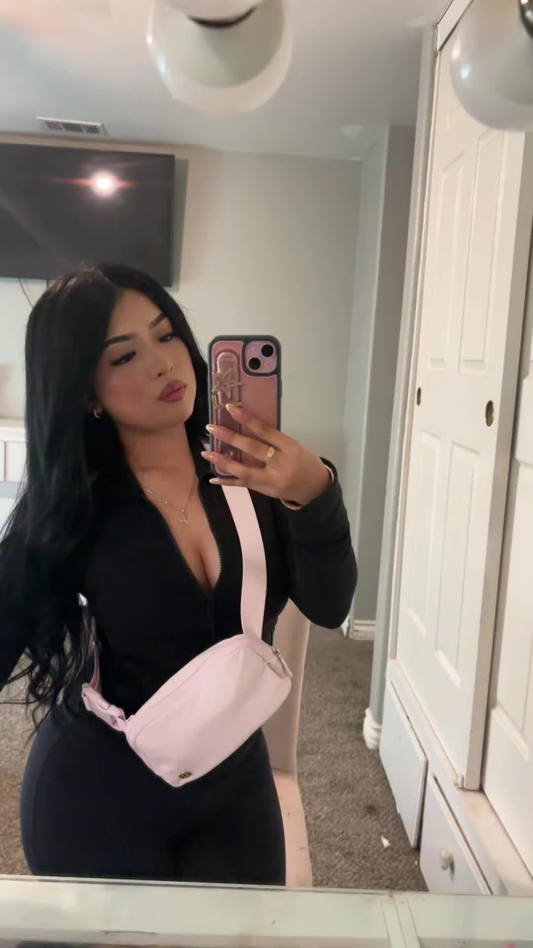 @𝐋.𝐑