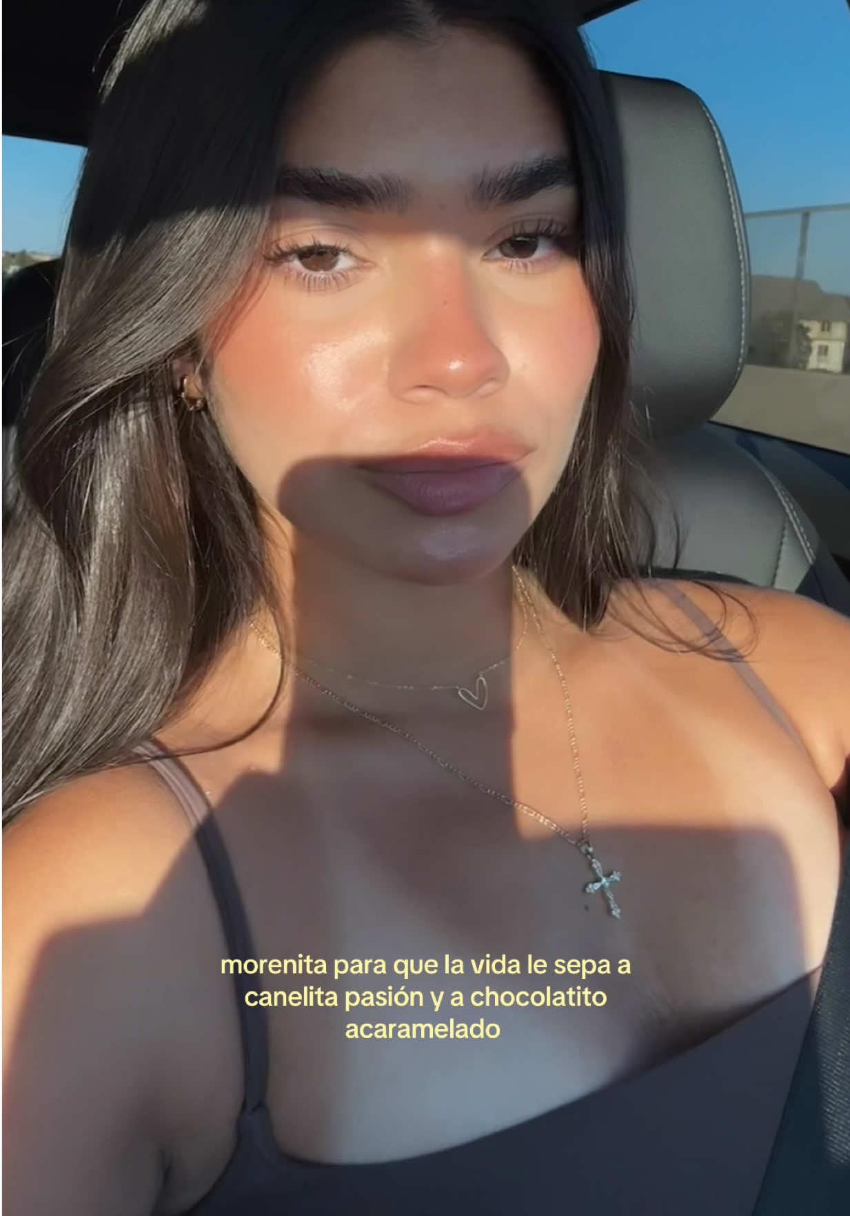 @vanegranadilloo
