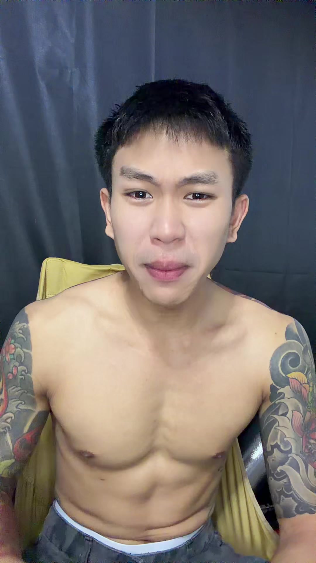 @Jo_anucha