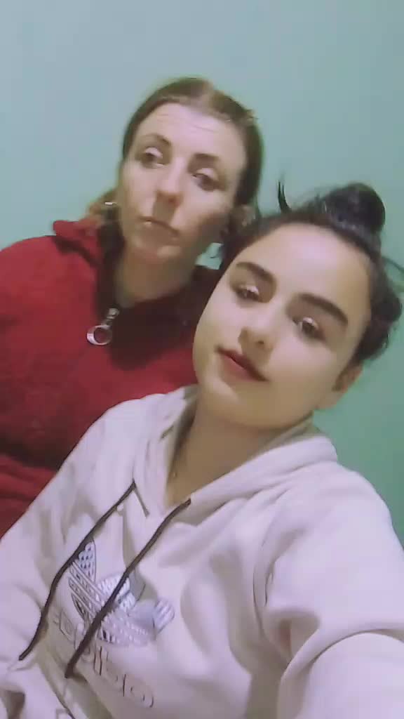 @Nazlı demir