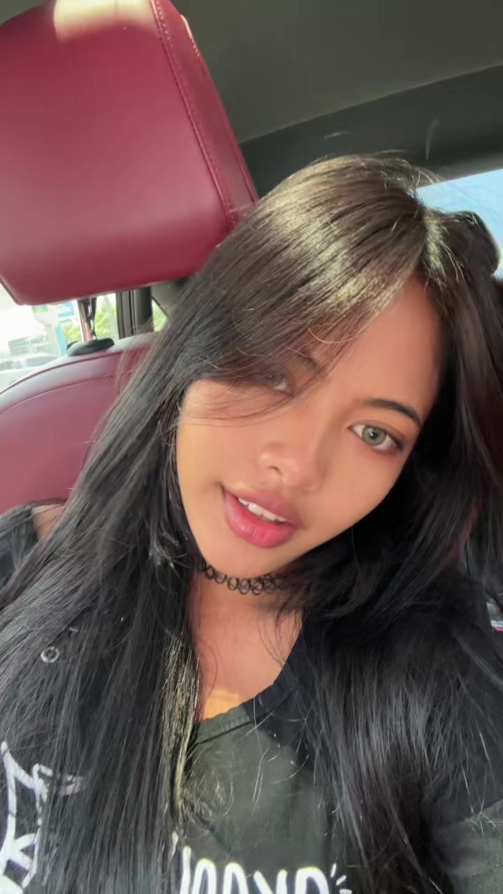 @𝕊𝕚𝕣𝕚 𝕤𝕦𝕟 𝟙𝟠 ✨