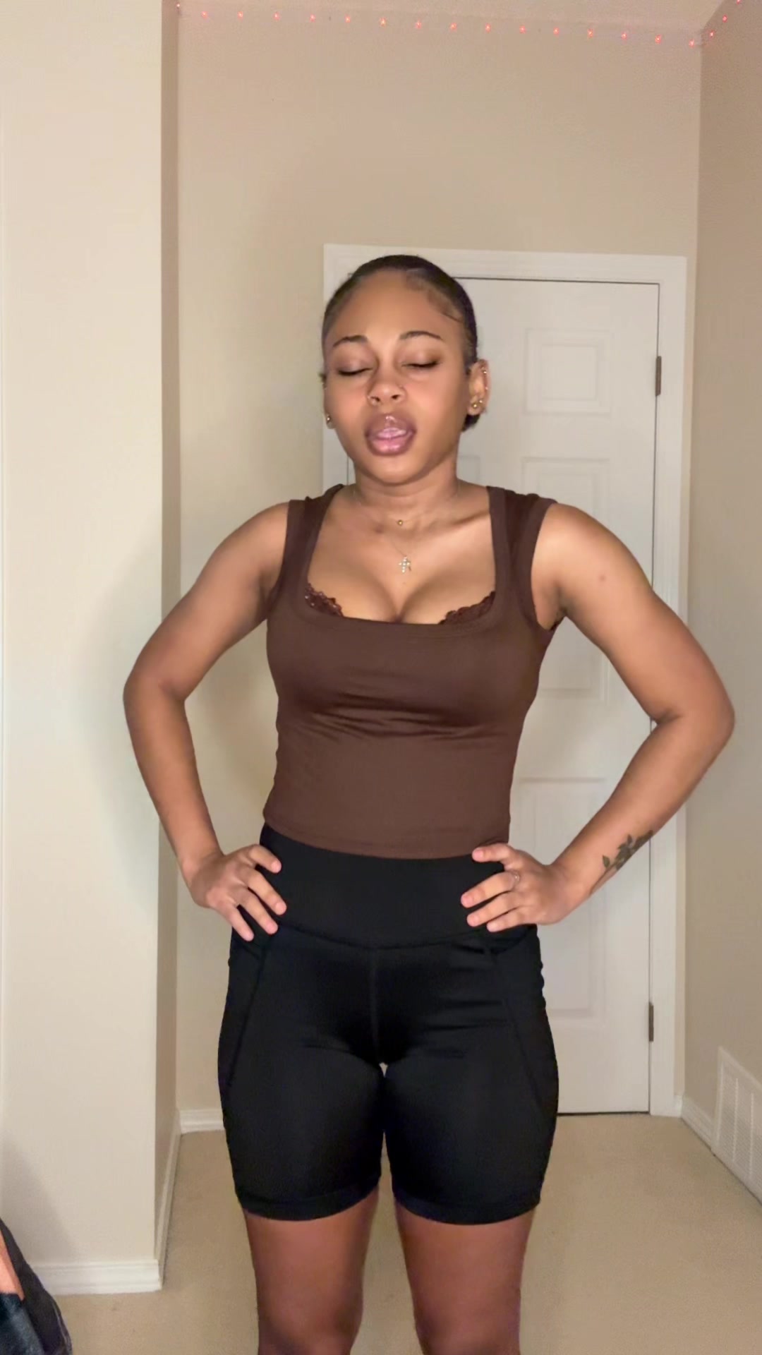 @Emily🖤👤