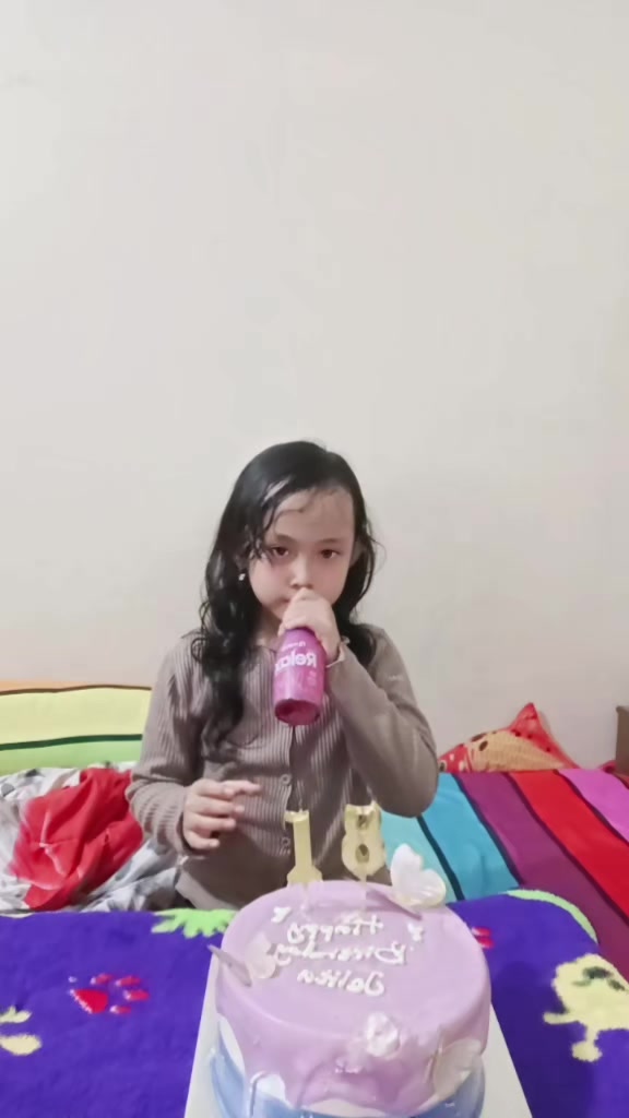 @vhat