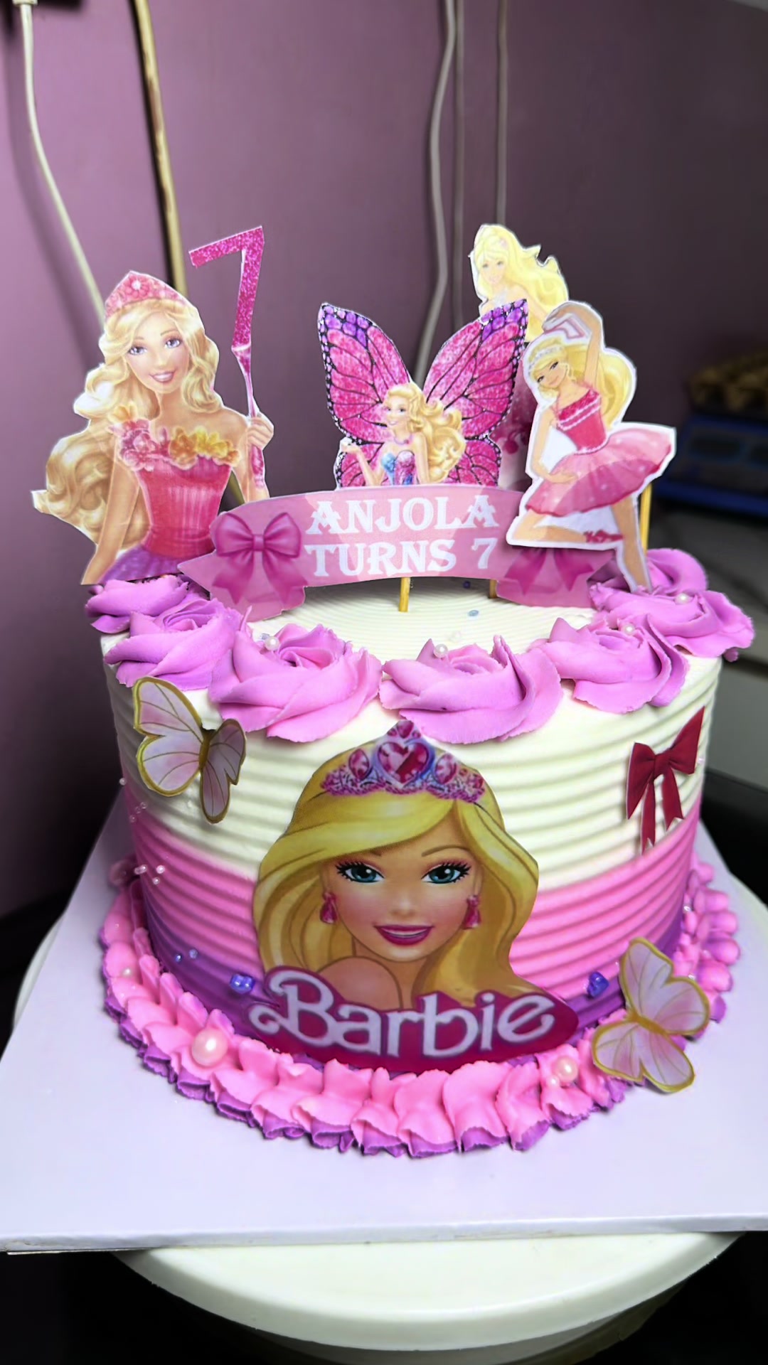 @Tohruks cakes of Ibadan