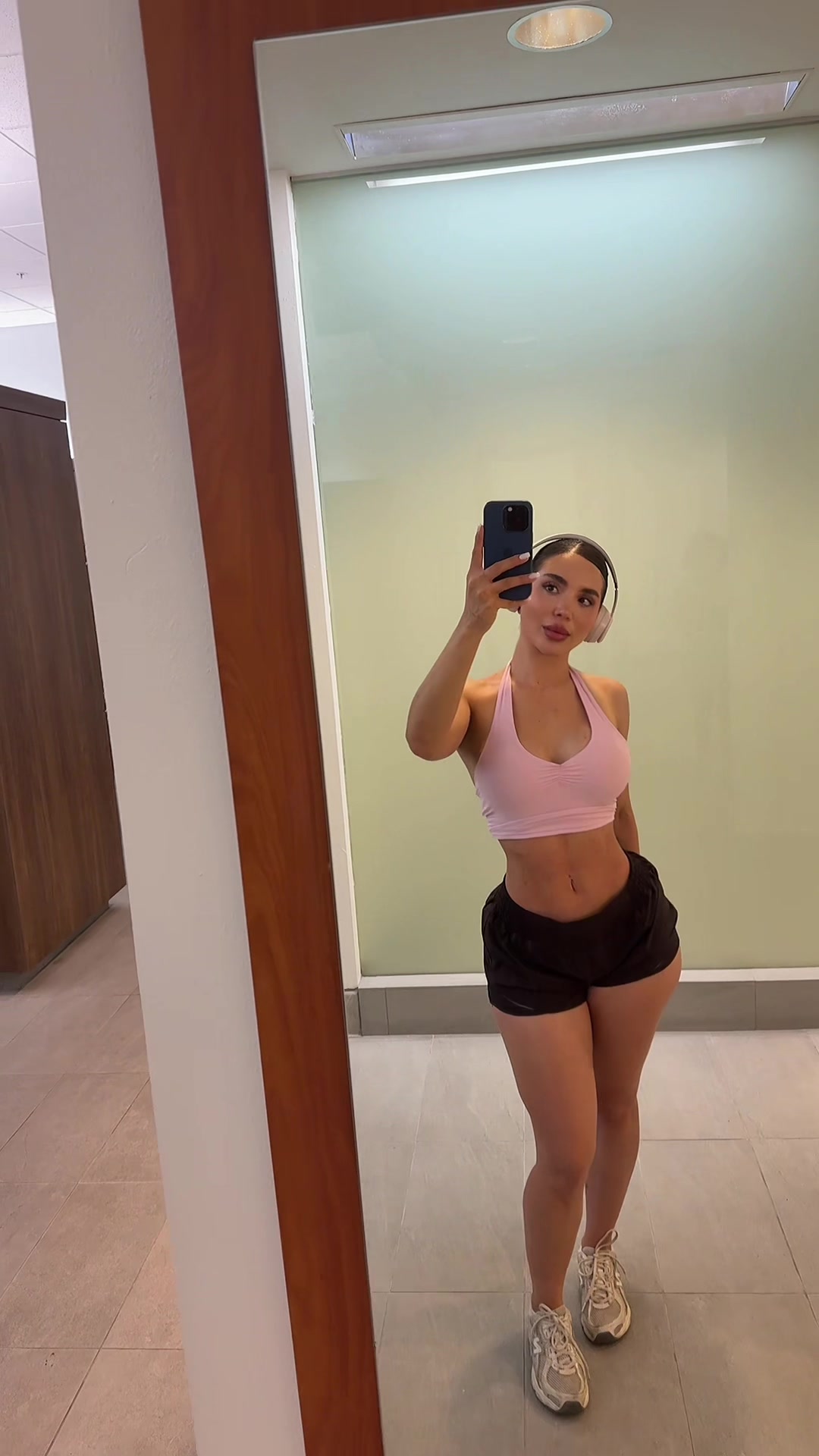 @Aquariusbossbabe