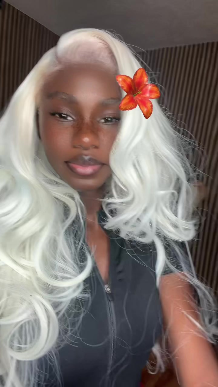 @𝓛.