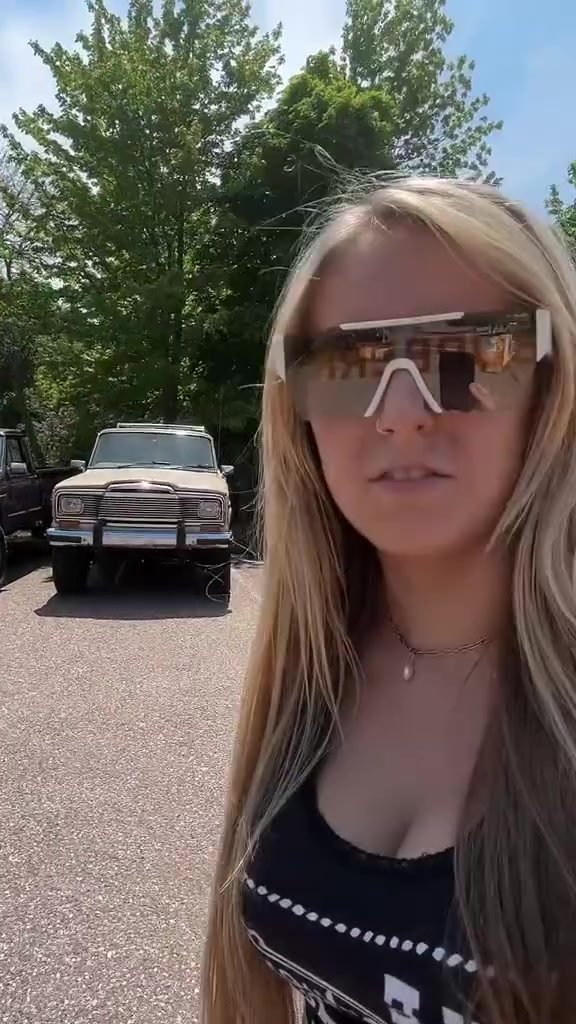 @Alexas Xj