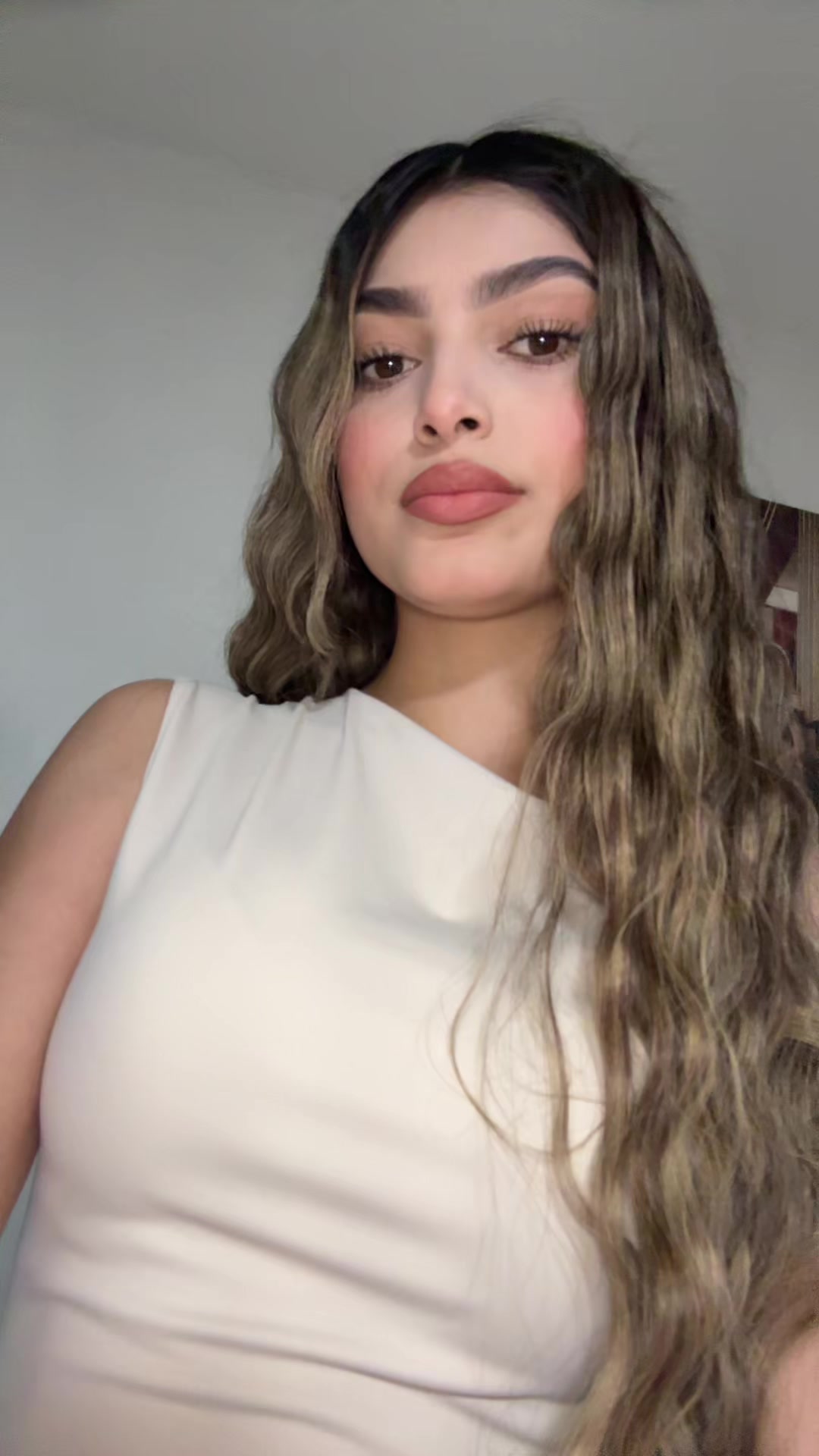 @𝒮