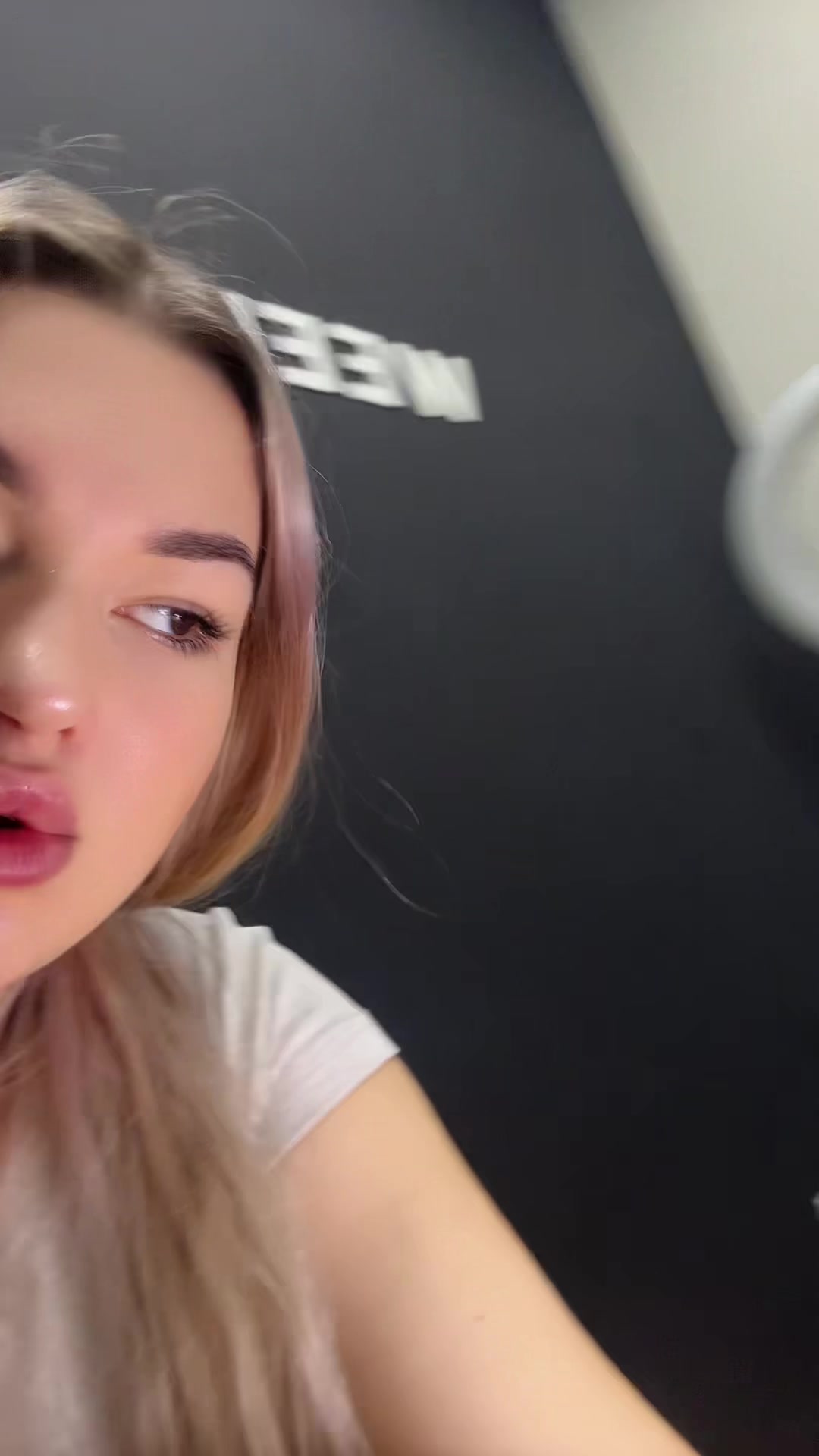 @Лиза 🩷