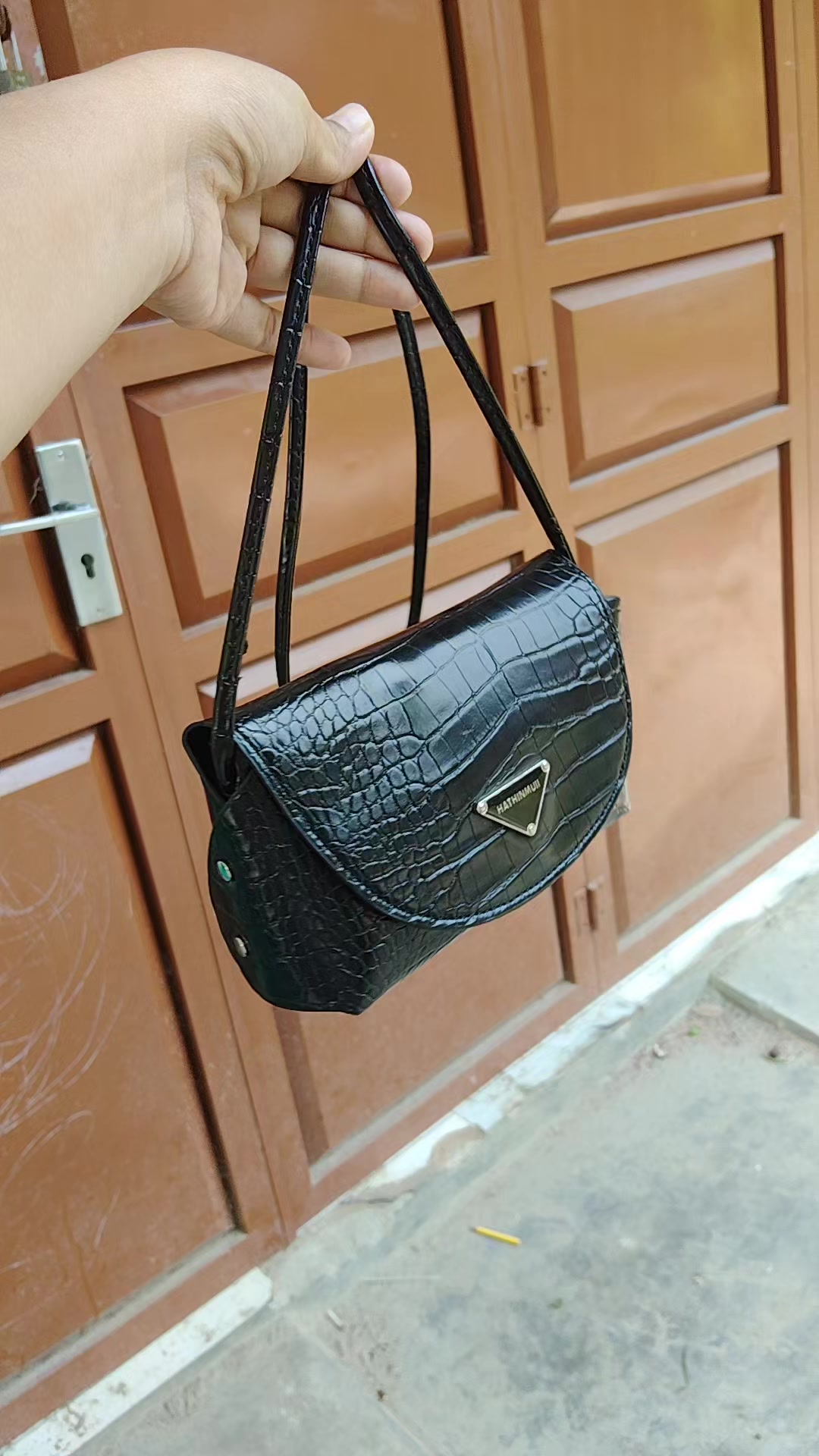 @tintinolshop11
