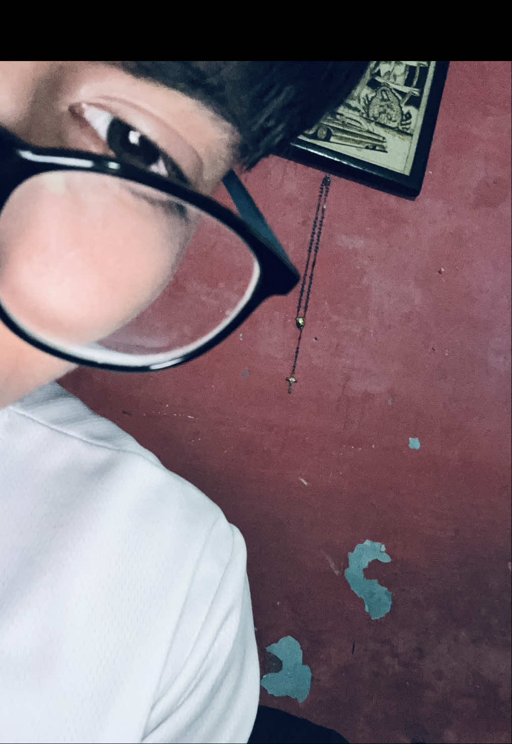 @Hernández