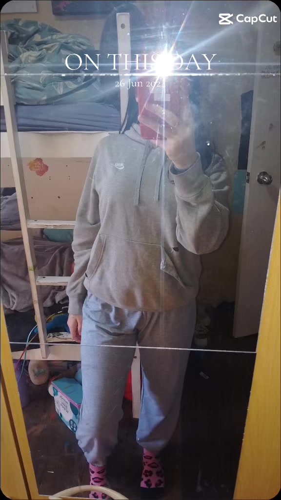 @kaylakershaw19