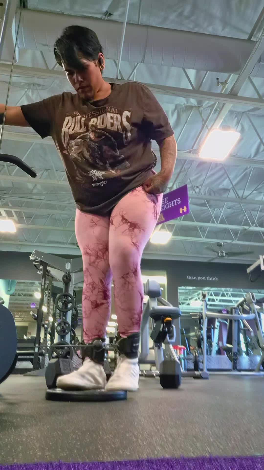 @muscle_mommy_jess