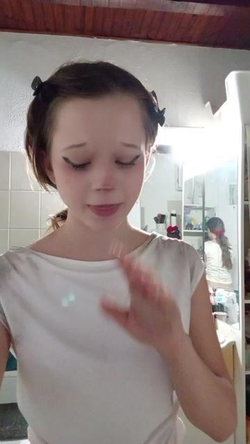@Emiii