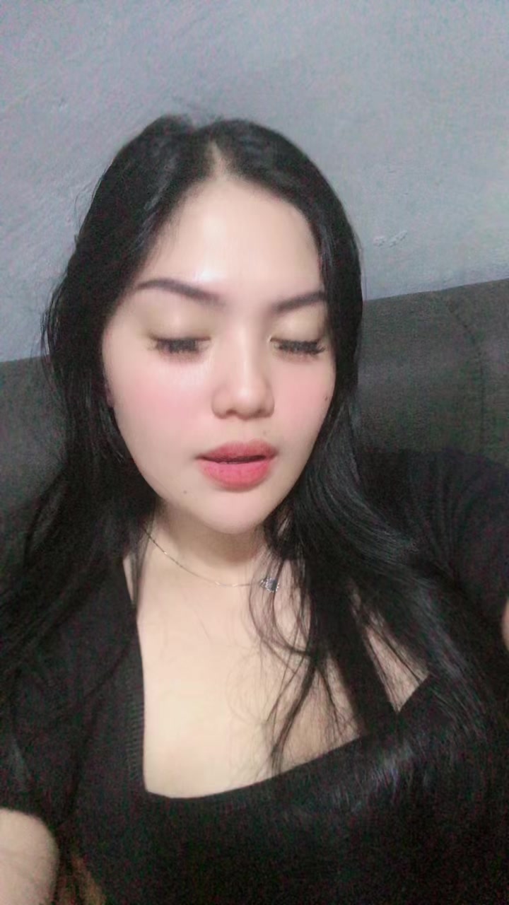 @Genella🥀