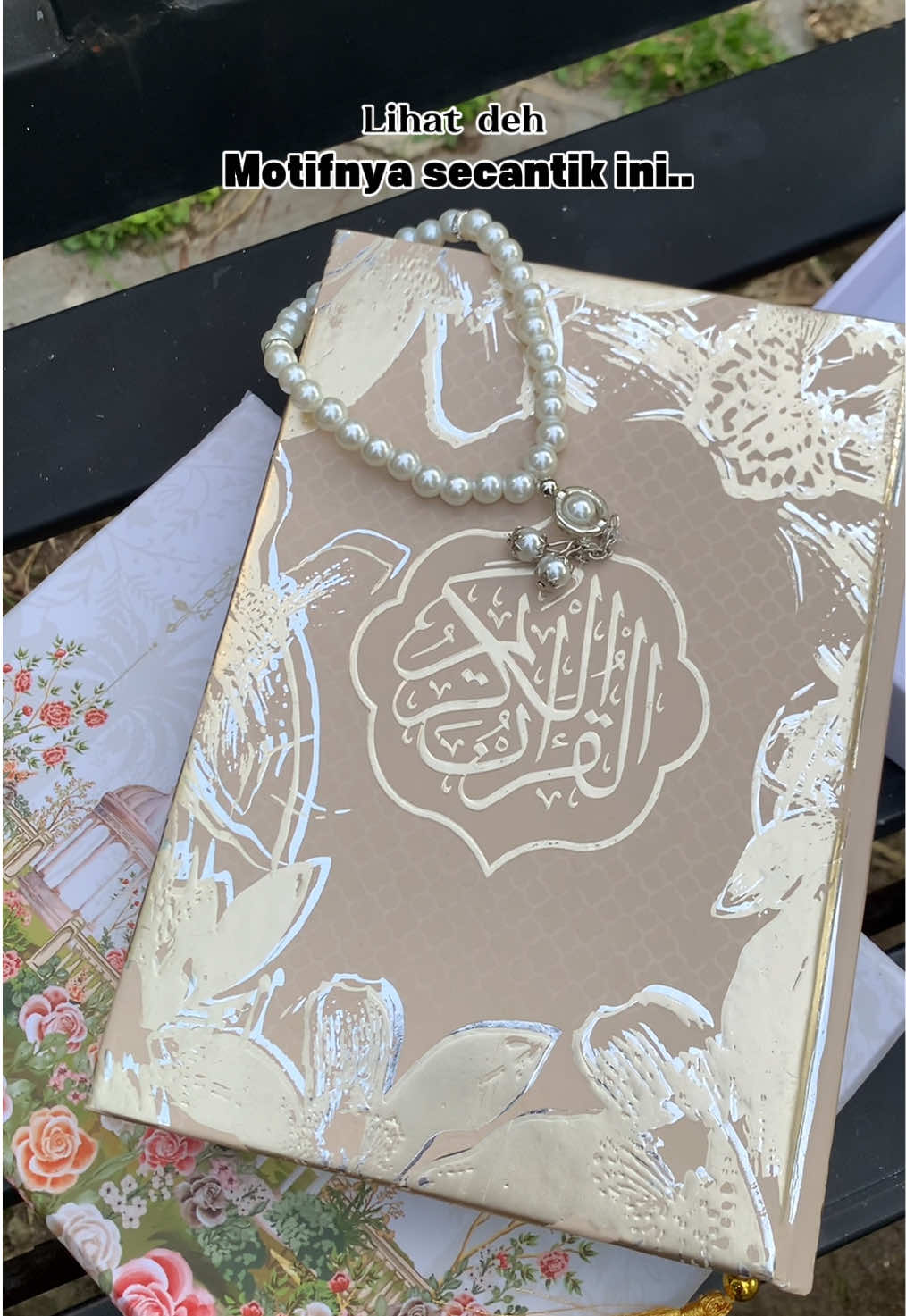 @Zona Islamic Souvenir
