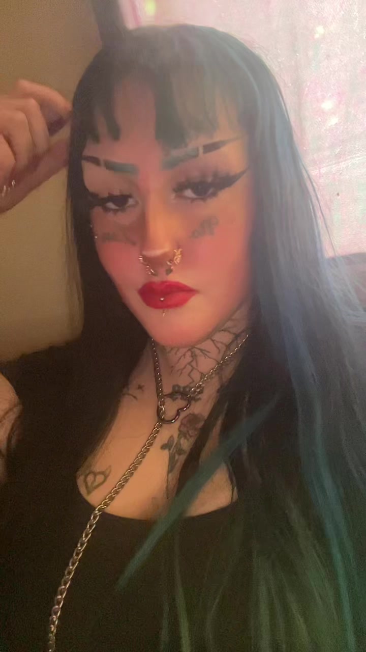 @𖤐𝓢𝓮𝓵𝓮𝓷𝓪𖤐༒ 999 ༒