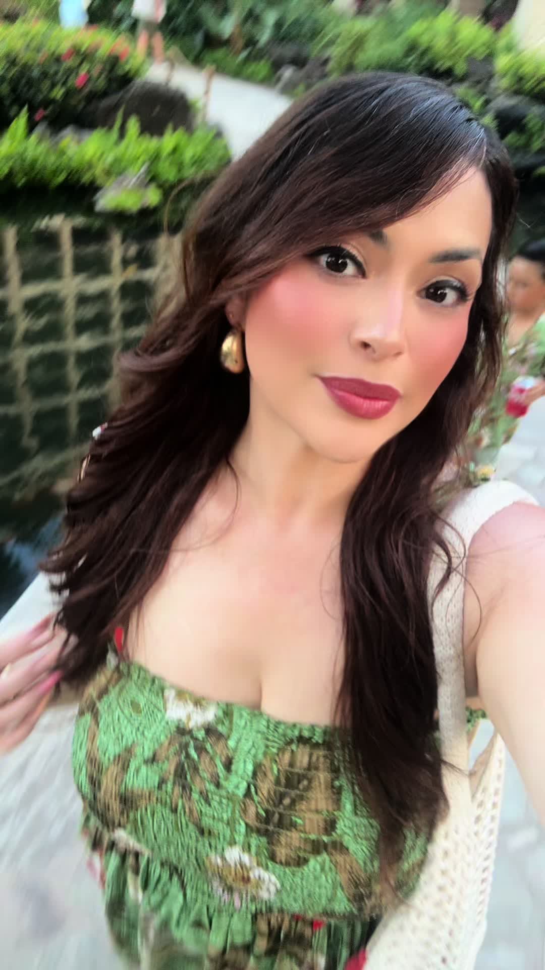@Iliana