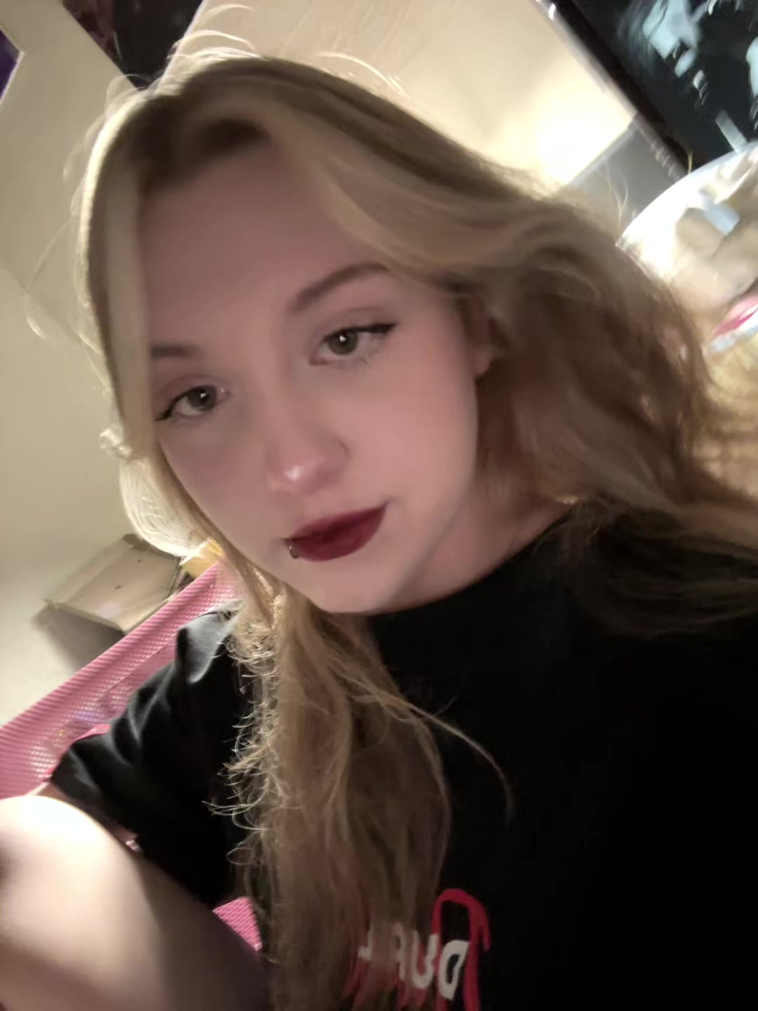 @🪬