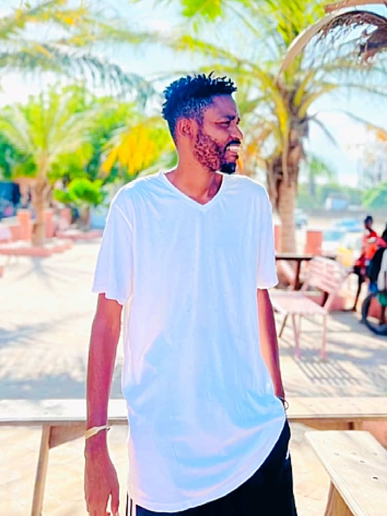 @Jackson~Com&eacute;dien🎬✅