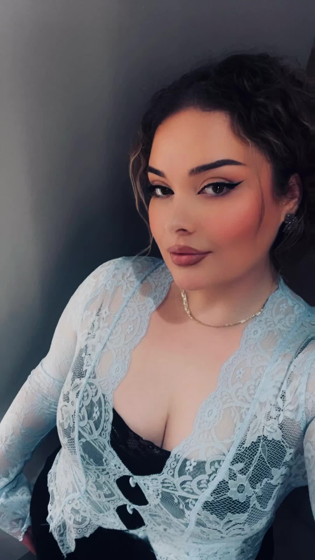 @B🌟