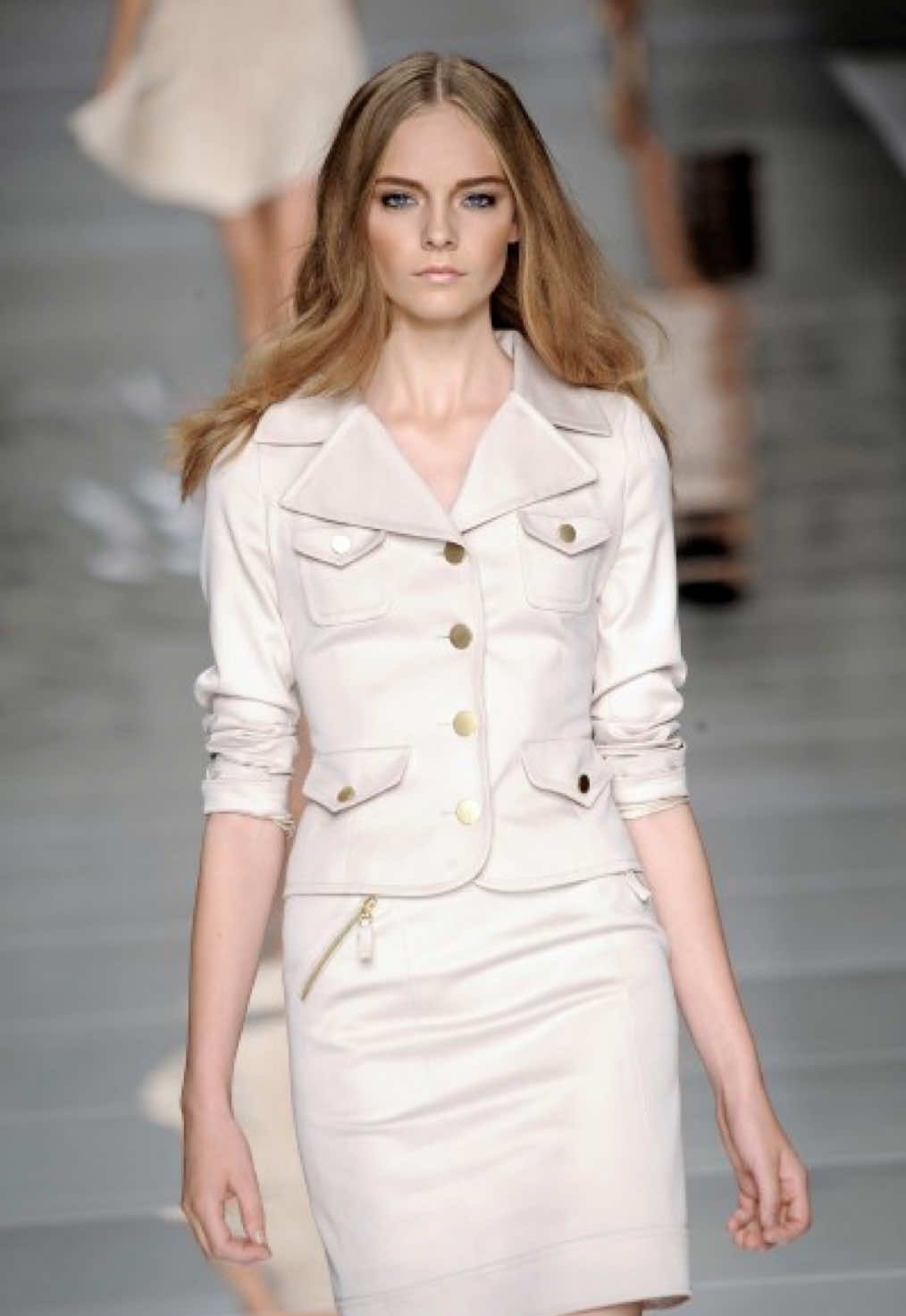 @halitella VERSACE 💜