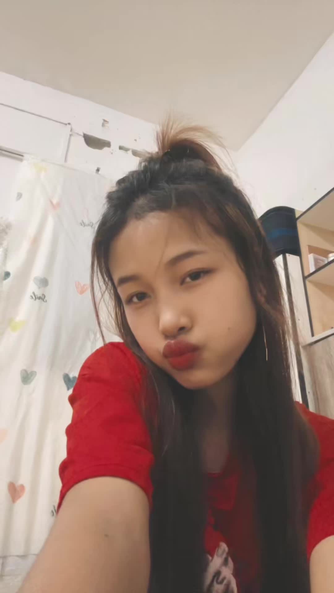 @Aadawt 🦋