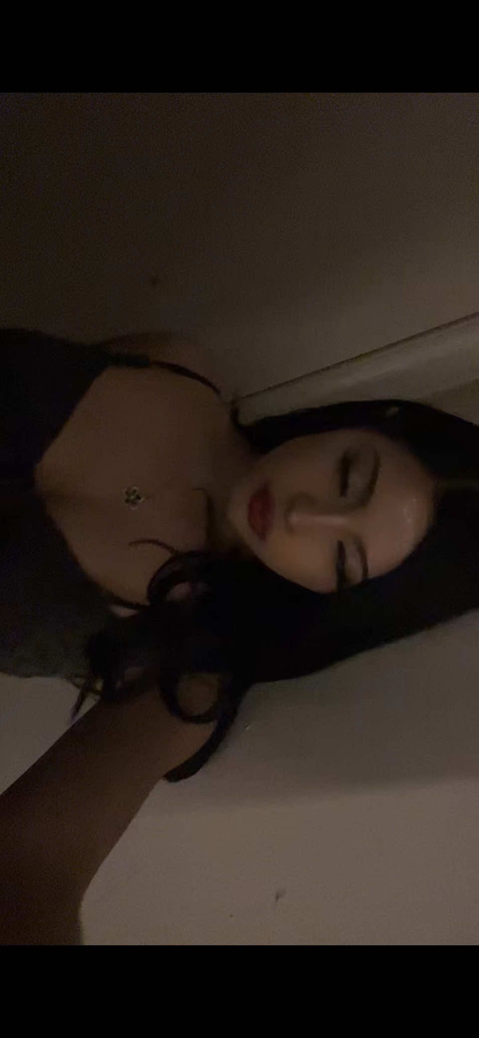 @𝓁𝒾𝒶