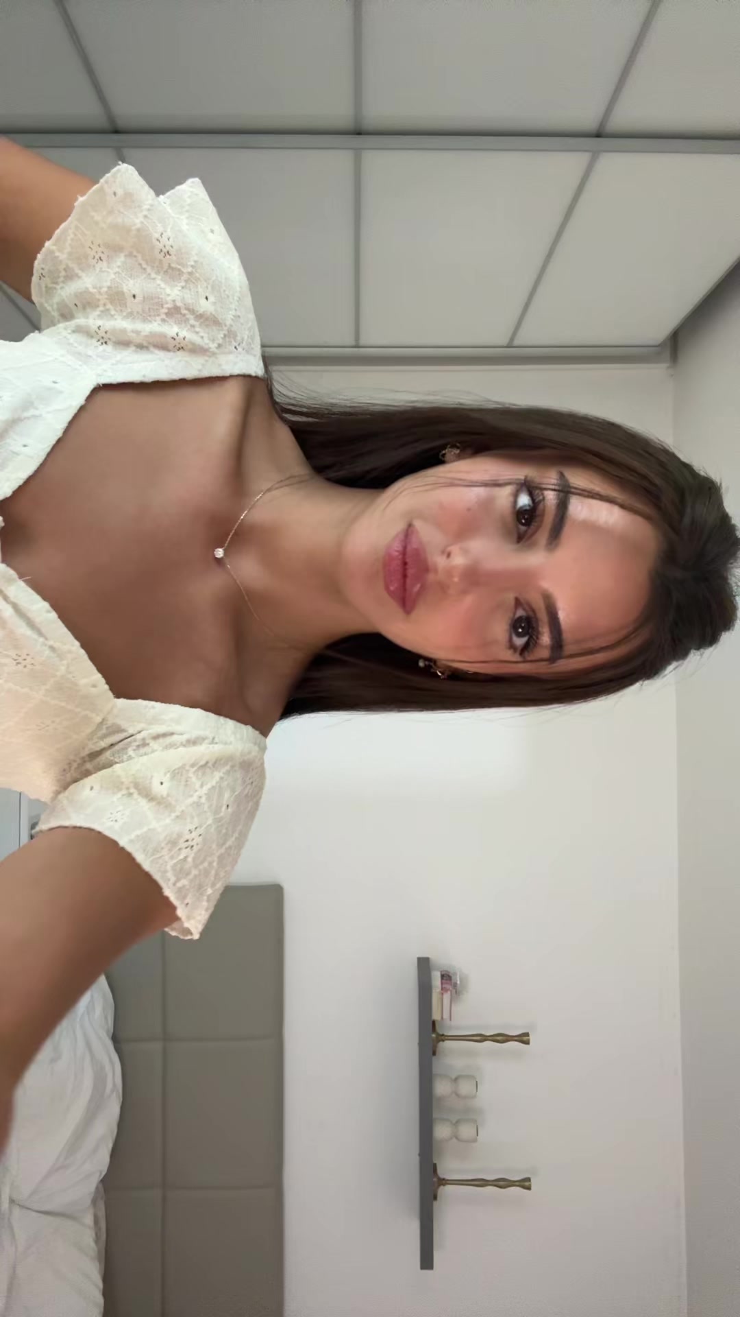 @זאת עם השמלות המפורסמות ✨
