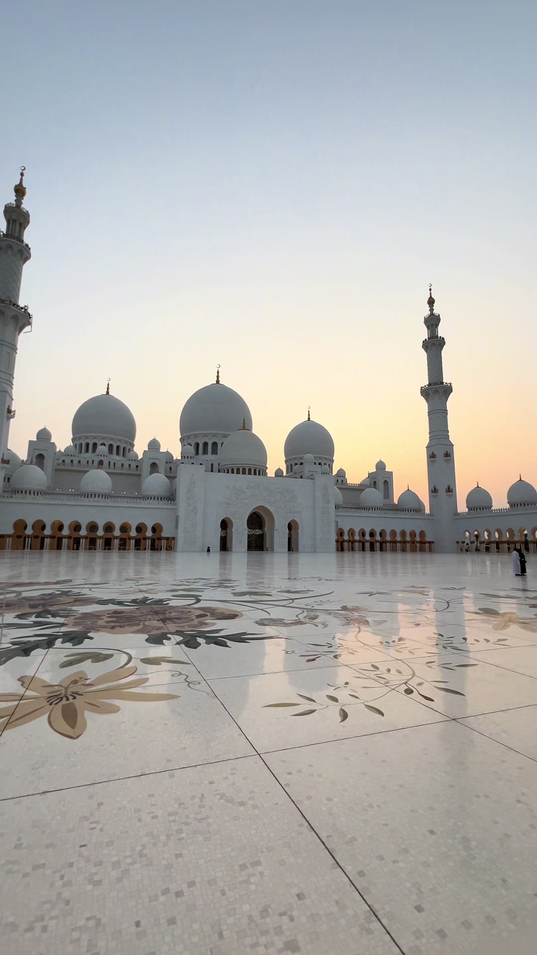 @ملک سیف عوان 🖤